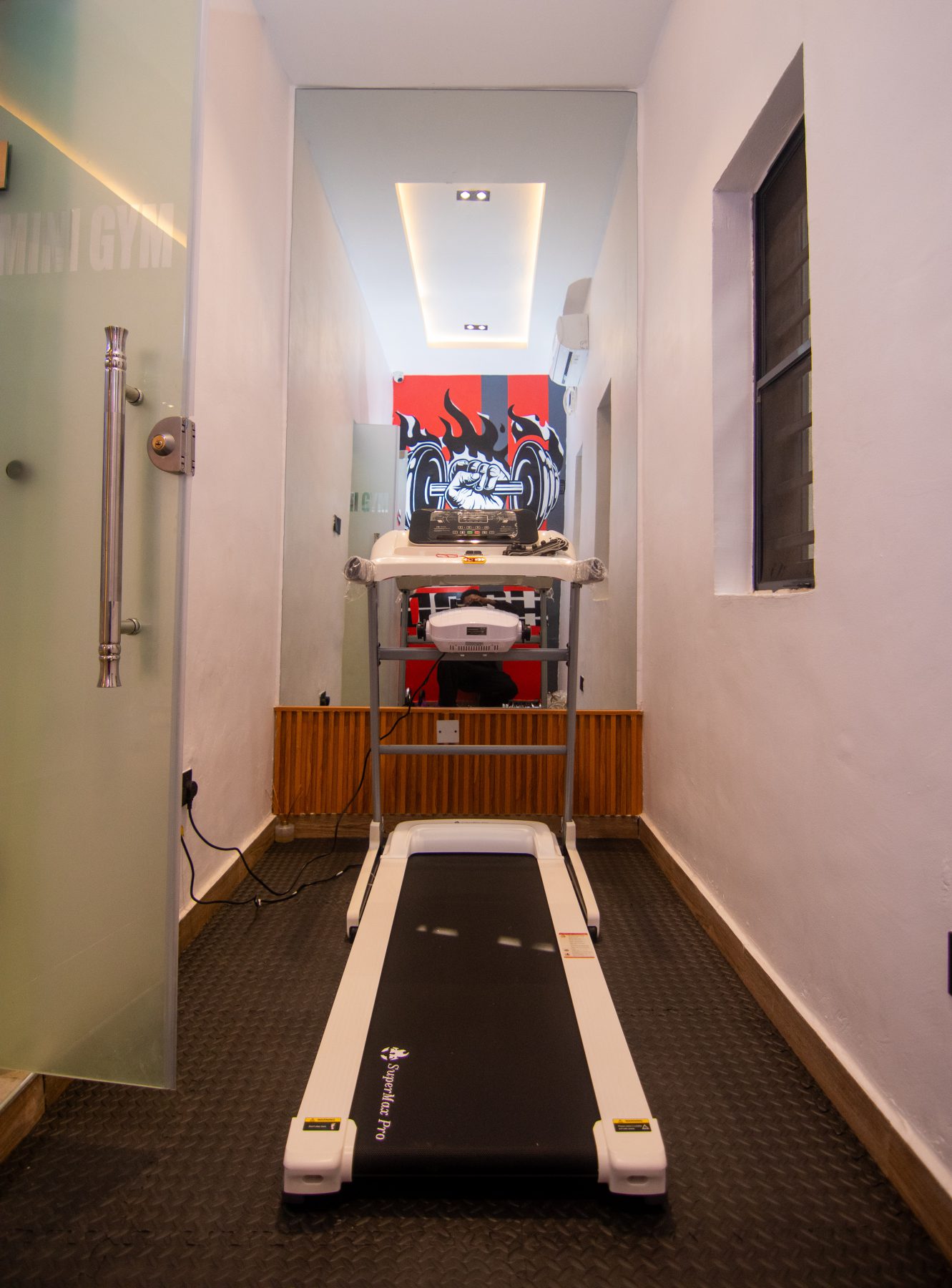 Full treadmill view in the Emperor Suites gym