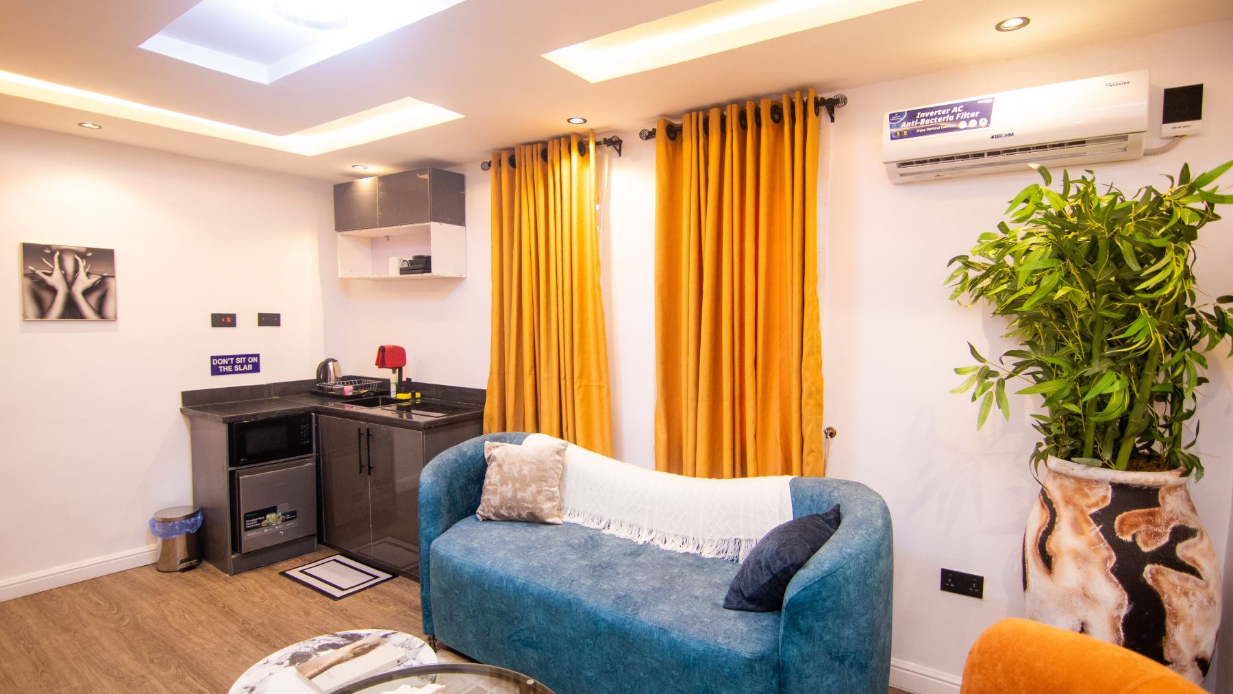 Room 106 lounge and kitchenette